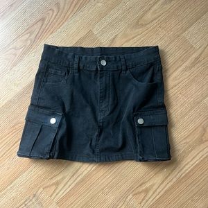 Mini Cargo Skirt - Black